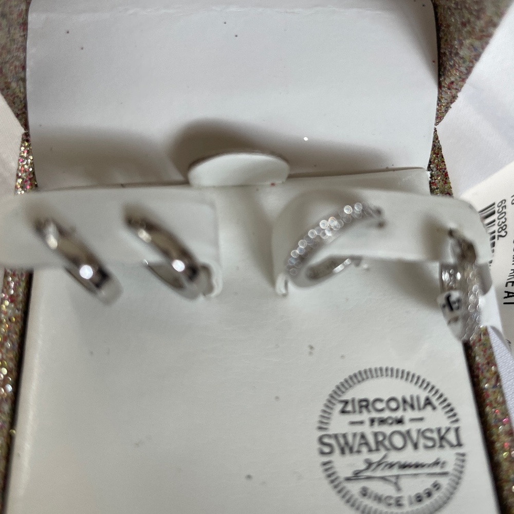 Earring set  new